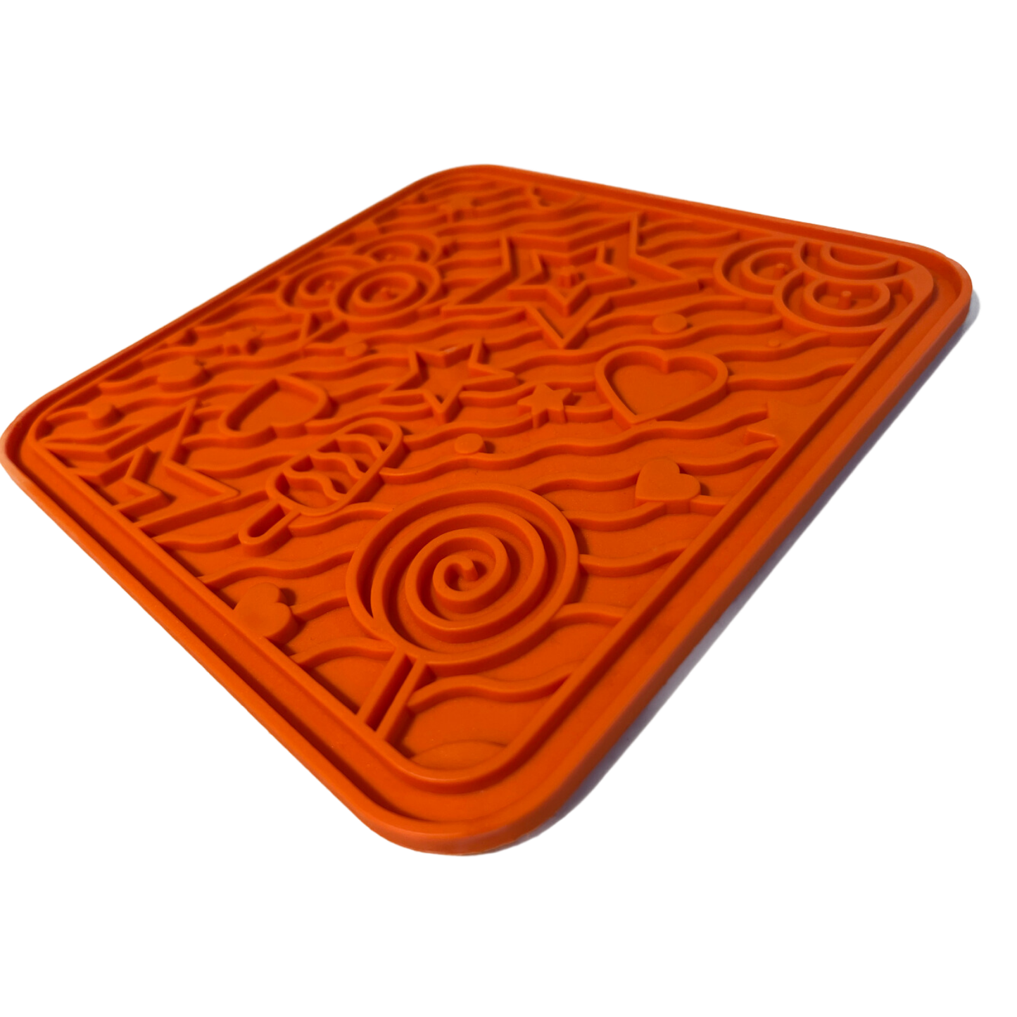 WufWuf&MyMeow TreatMate:An Earth-Friendly Treat Mat for Pets
